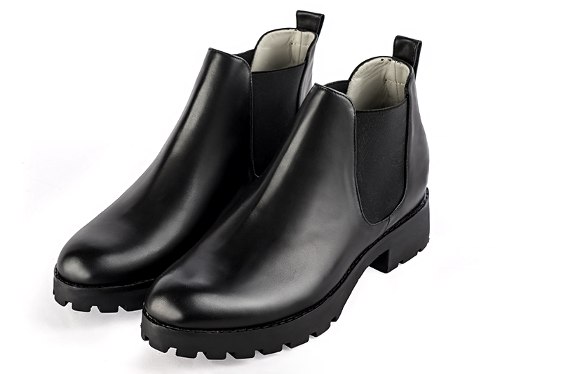 Satin black women's elegant sneakers. Round toe. Low rubber soles. Front view - Florence KOOIJMAN